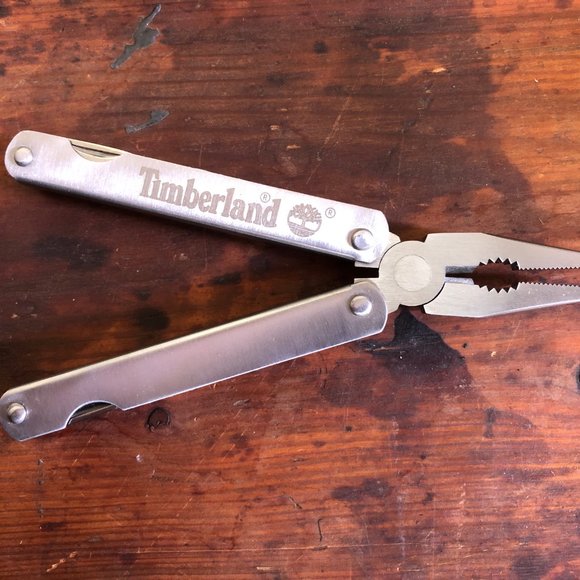 SOLD // Timberland Branded Outdoors Camping Hiking Hunting Survival Tool Kit - Picture 11 of 13